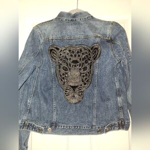 Gap jean jacket with leopard
